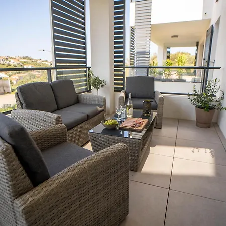 T2 Proche Centre Et Terrasse * Propriano (Corsica)