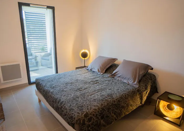 T2 Proche Centre Et Terrasse *